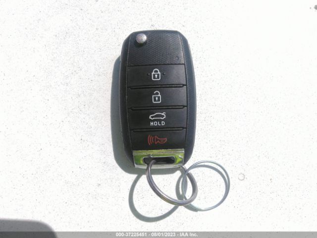 5XXGT4L30GG087734 KIA Optima Lx