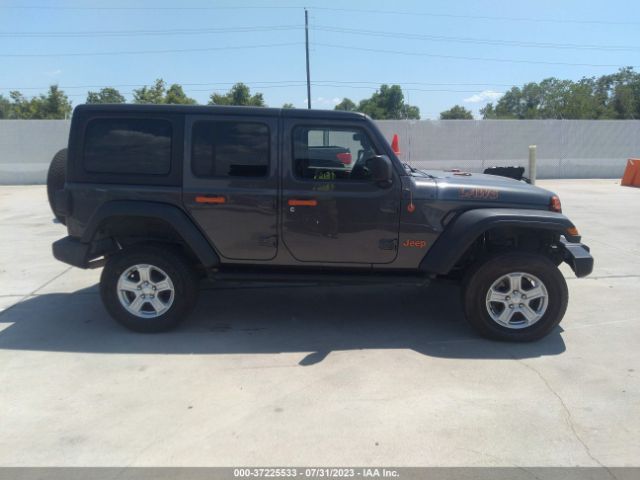 1C4HJXDN8JW210813 Jeep Wrangler Unlimited Sport S