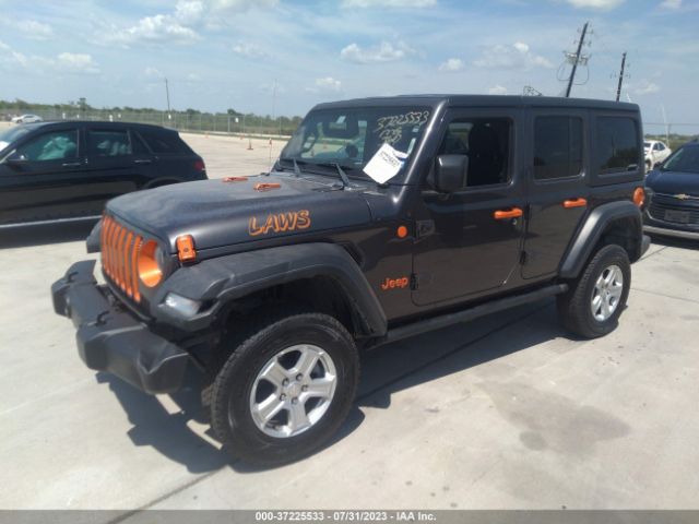 1C4HJXDN8JW210813 Jeep Wrangler Unlimited Sport S