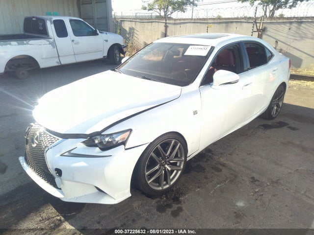 Lexus IS 250 2015 JTHBF1D24F5045946 Image 2