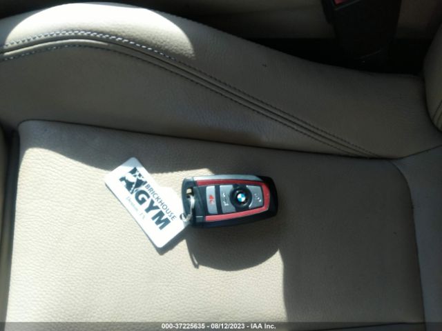 WBA8B9G56JNU98807 BMW 3 Series 330i