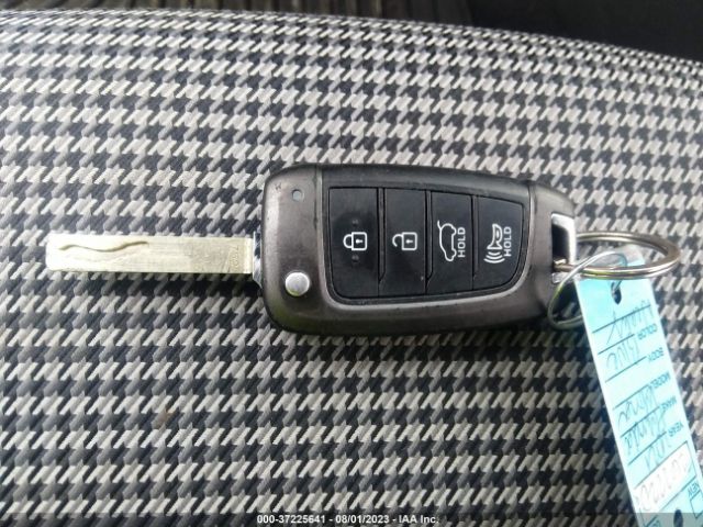 KM8K12AA2MU638012 Hyundai Kona Se