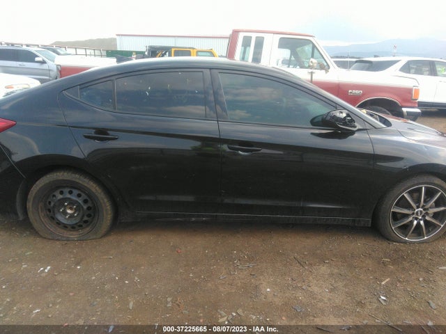 2018 HYUNDAI ELANTRA SEL VIN: 5NPD84LF7JH260322