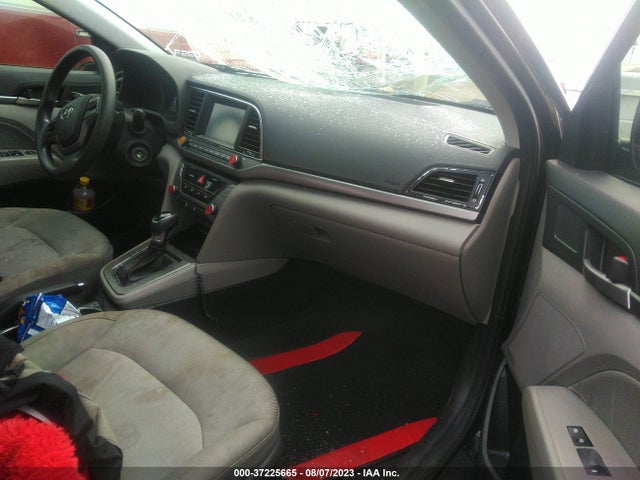 2018 HYUNDAI ELANTRA SEL VIN: 5NPD84LF7JH260322