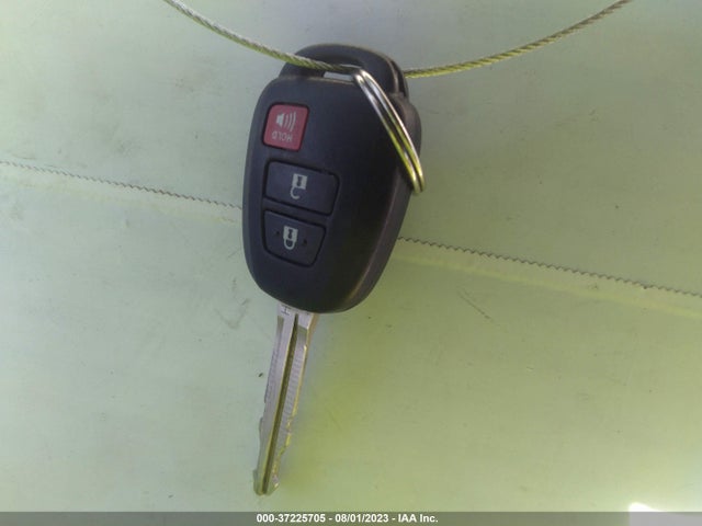 Toyota Rav4 Xle 2015 2T3RFREVXFW344891 Image 11