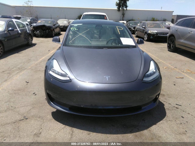 Tesla Model 3 Long Range 2020 5YJ3E1EB0LF639189 Image 4