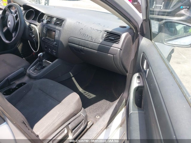 3VW267AJ5GM330292 Volkswagen Jetta Sedan 1.4t S