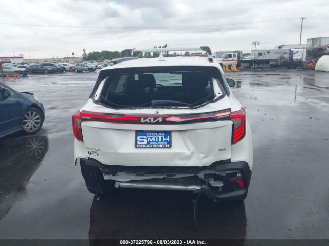 KNDERCAA8R7503025 KIA SELTOS EX
