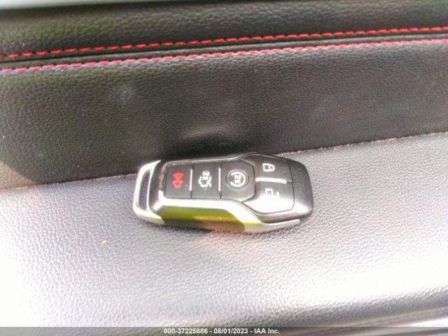 1FM5K8GT5HGE26456 Ford EXPLORER SPORT
