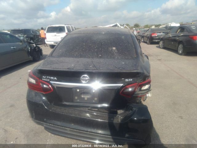 1N4AL3AP2HN318067 Nissan Altima 2.5 Sr