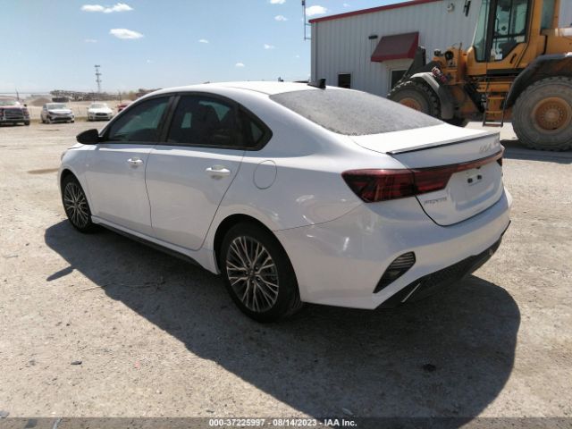 3KPF54AD8PE652273 KIA Forte Gt-line