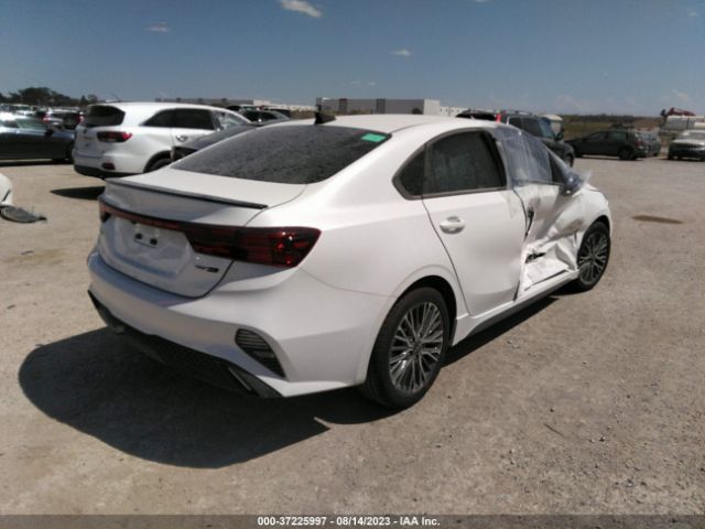 3KPF54AD8PE652273 KIA Forte Gt-line