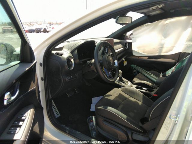3KPF54AD8PE652273 KIA Forte Gt-line