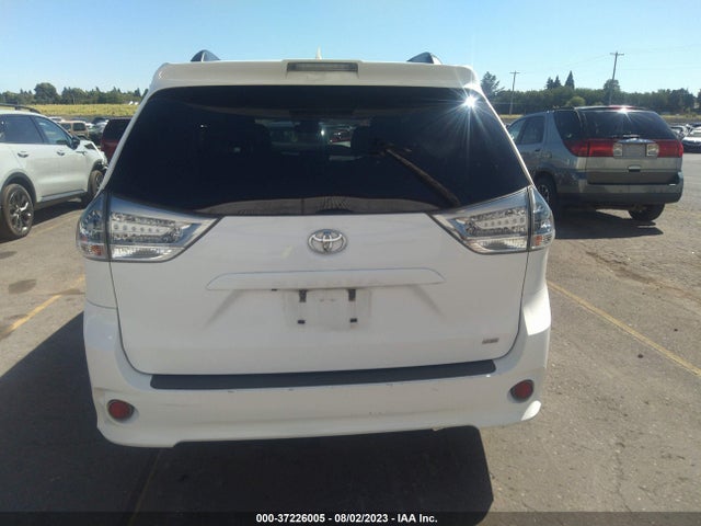 Toyota Sienna Se 8 Passenger 2018 5TDXZ3DC2JS942303 Image 16