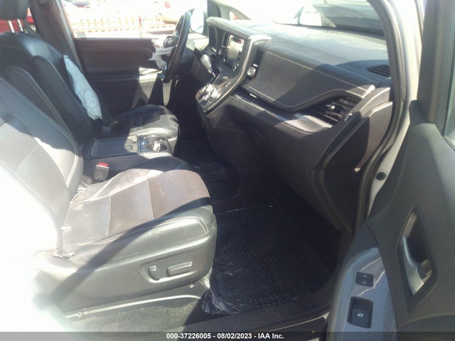Toyota Sienna Se 8 Passenger 2018 5TDXZ3DC2JS942303 Image 5