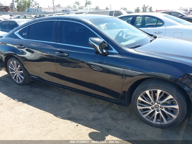 58ADA1C18MU004258 Lexus Es Es 300h