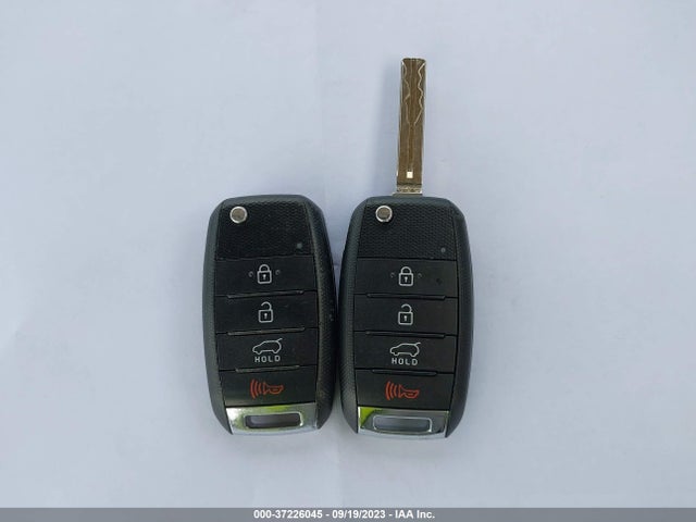 KIA SOUL + 2016 KNDJP3A51G7329660 Image 11