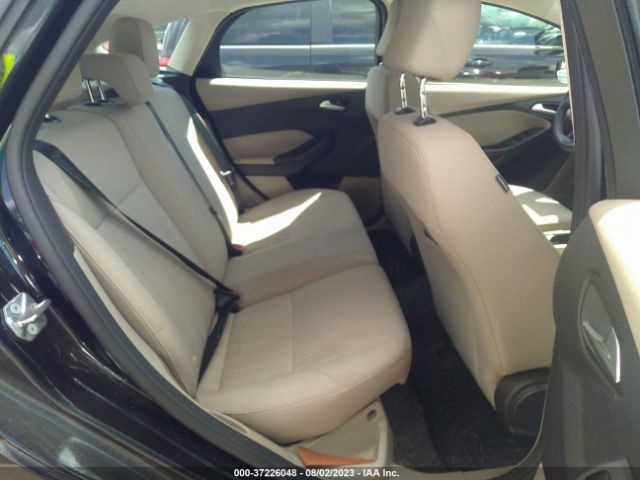 1FADP3K20FL226419 Ford FOCUS SE