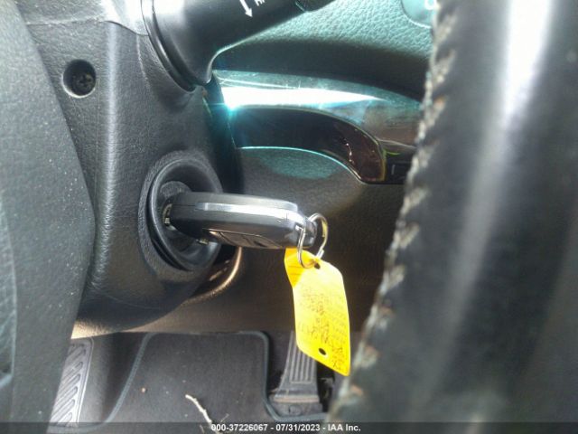 5XYKT3A65EG464892 KIA SORENTO LX