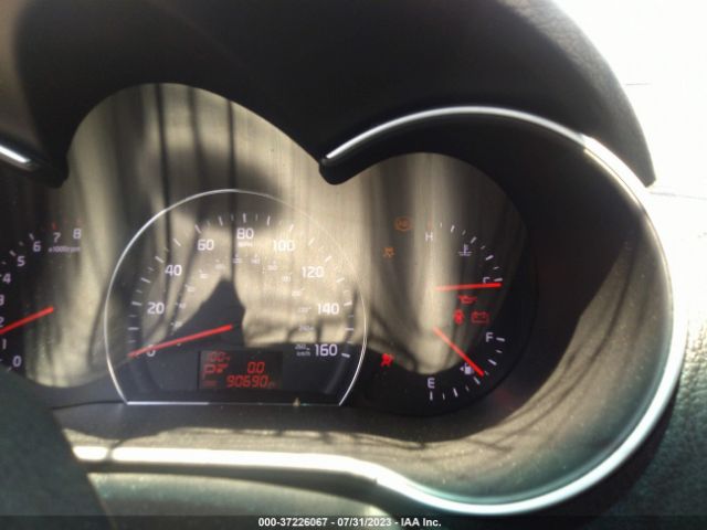 5XYKT3A65EG464892 KIA SORENTO LX