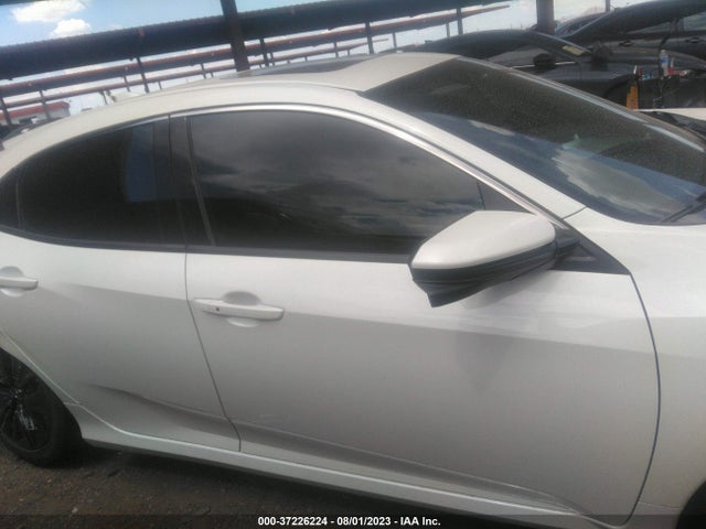 Honda Civic Hatchback Ex 2017 SHHFK7H59HU206331 Image 13