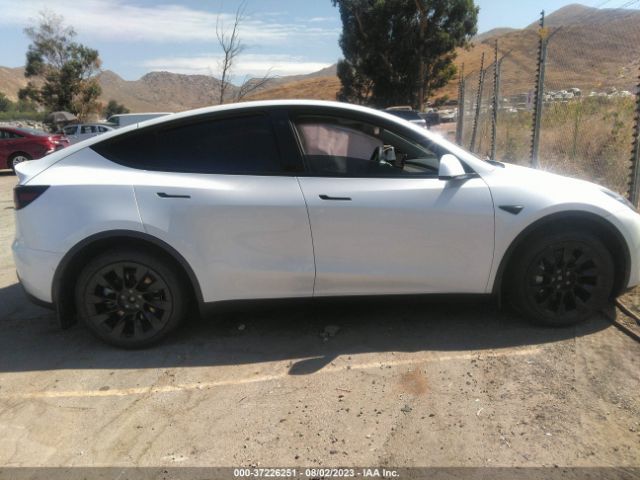 7SAYGDEE6PA033915 Tesla Model Y Long Range