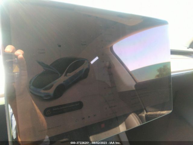 7SAYGDEE6PA033915 Tesla Model Y Long Range