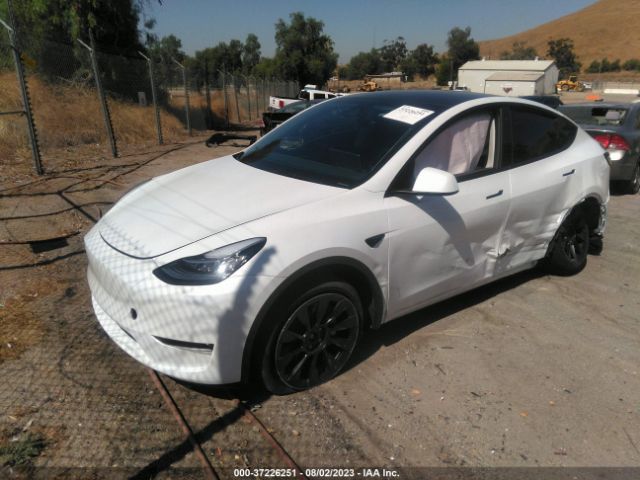 7SAYGDEE6PA033915 Tesla Model Y Long Range