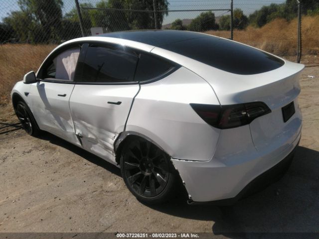 7SAYGDEE6PA033915 Tesla Model Y Long Range