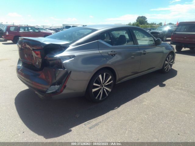 1N4BL4CV4NN353128 Nissan Altima 2.5 Sr