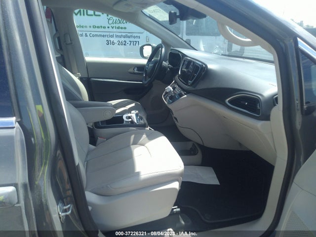 2C4RC1BG9MR584859 Chrysler Pacifica Touring L