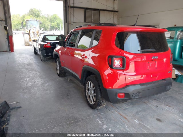 ZACNJDB17NPN83505 Jeep Renegade Latitude