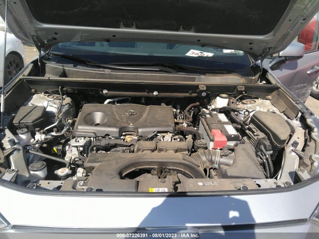 2020 TOYOTA RAV4 XLE VIN: 2T3W1RFV3LW066217