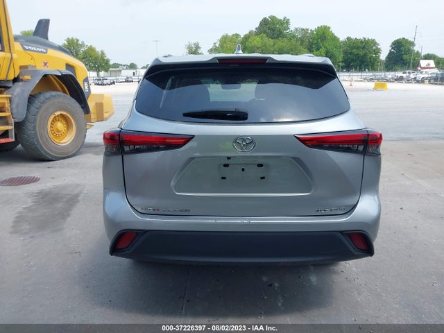 Toyota Highlander Xle 2021 5TDGZRBH2MS136550 Image 8