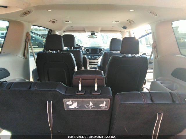 2C4RC1BG2LR269240 Chrysler Pacifica Touring L