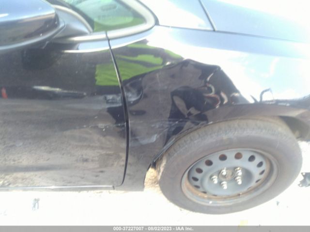 3KPFK4A71HE097428 KIA FORTE LX