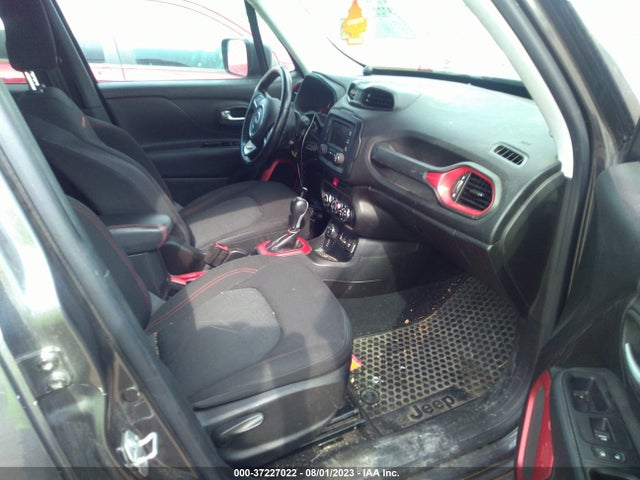 ZACCJBCT7GPD88442 Jeep Renegade Trailhawk