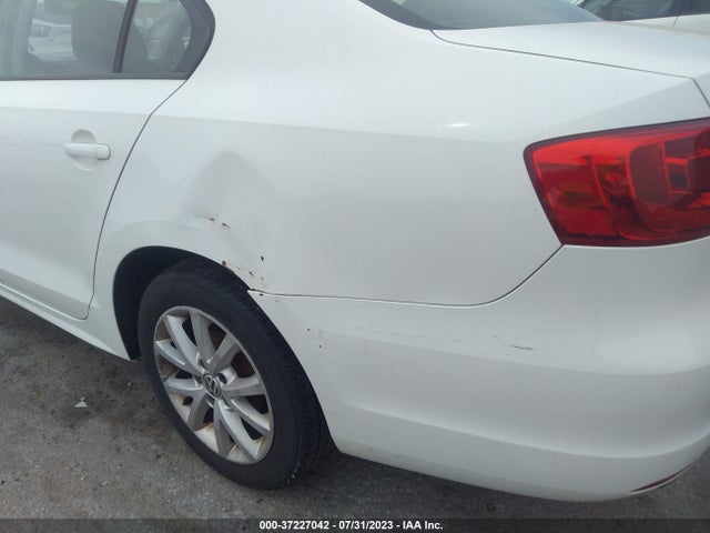 2012 VOLKSWAGEN JETTA SEDAN SE W VIN: 3VWDP7AJ9CM324995