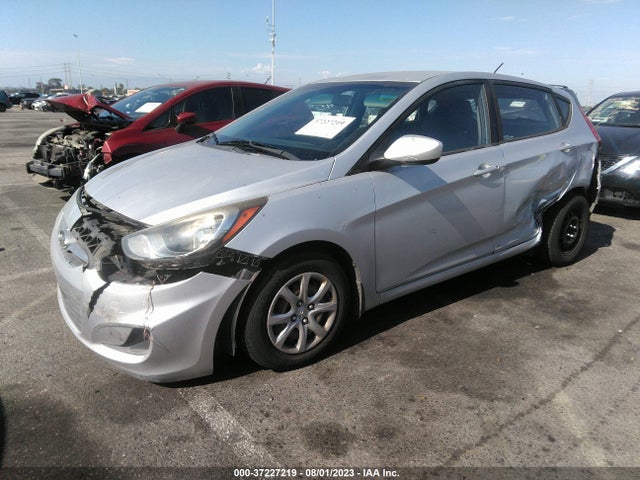 Hyundai ACCENT GS 2014 KMHCT5AE3EU193381 Image 2