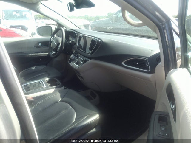 2C4RC1BG3NR190839 Chrysler Pacifica Touring L