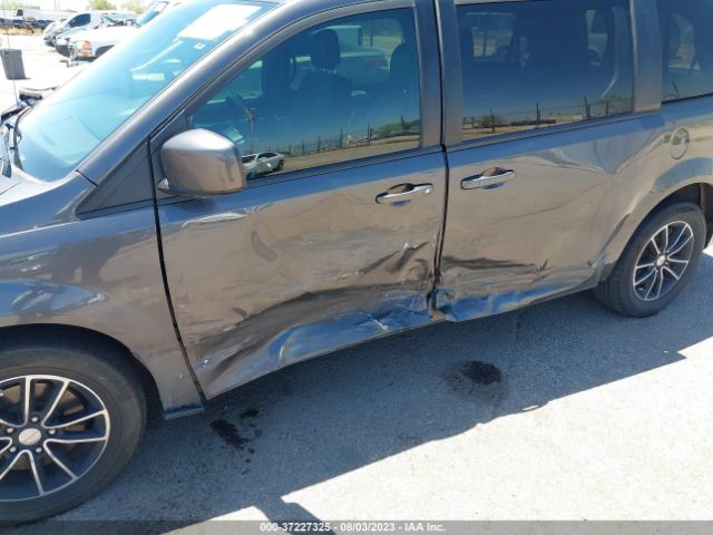 2C4RDGEG3JR345816 Dodge Grand Caravan Gt