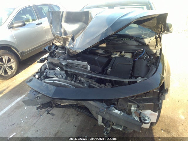 Chevrolet IMPALA LT 2018 1G1105SA0JU101405 Image 12