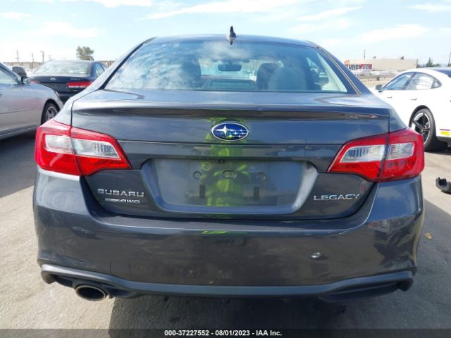 4S3BNAF66K3033114 Subaru Legacy Premium
