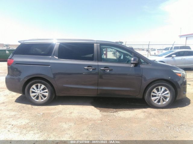 KNDMB5C10F6069306 KIA SEDONA LX