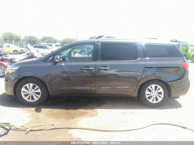 KNDMB5C10F6069306 KIA SEDONA LX