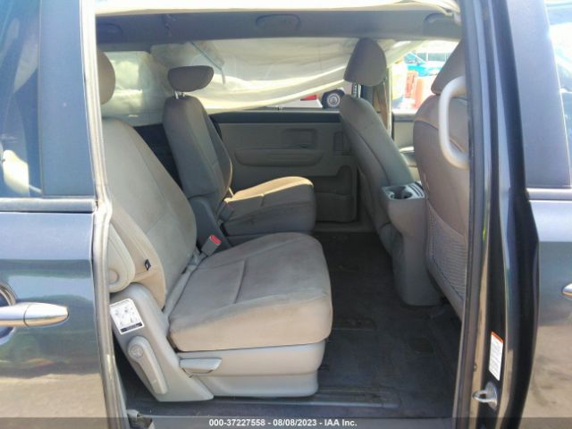 KNDMB5C10F6069306 KIA SEDONA LX