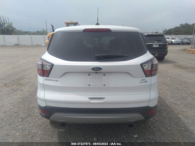1FMCU9GD7HUE98325 Ford ESCAPE SE