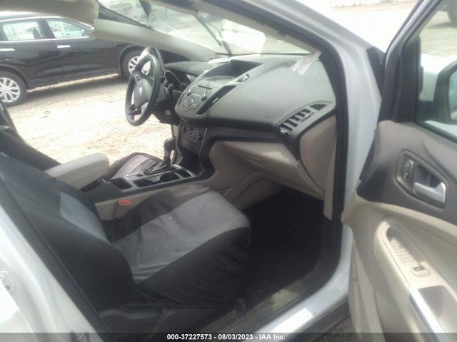 1FMCU9GD7HUE98325 Ford ESCAPE SE