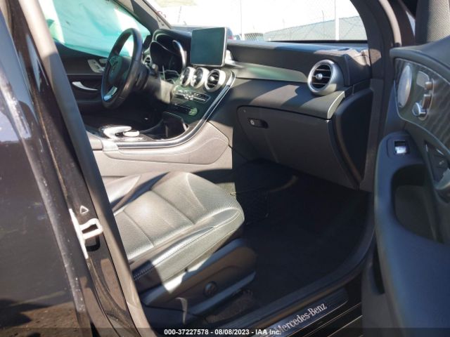 WDC0J4KB6HF224203 Mercedes-Benz Glc Glc 300