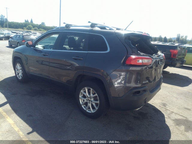 1C4PJMCS9FW662486 Jeep Cherokee Latitude